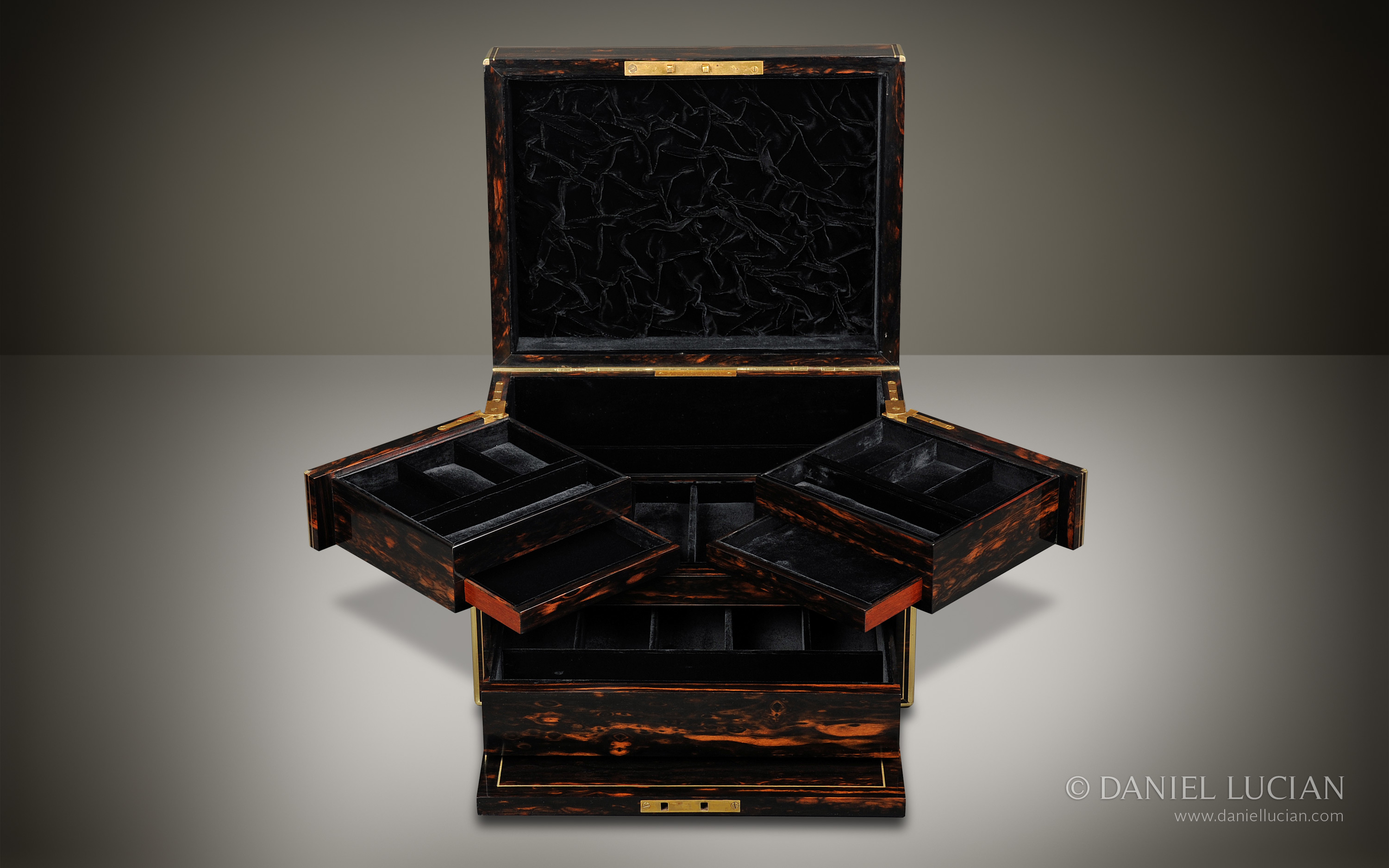 Antique Jewellery Box in Coromandel with Cantilever Mechanism by C. F. Hancock, Son & Co.