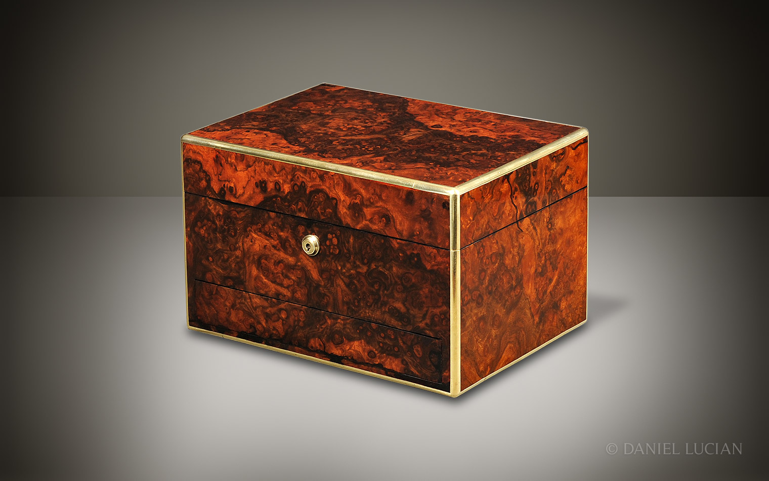 Antique Jewellery Box in Burr Walnut