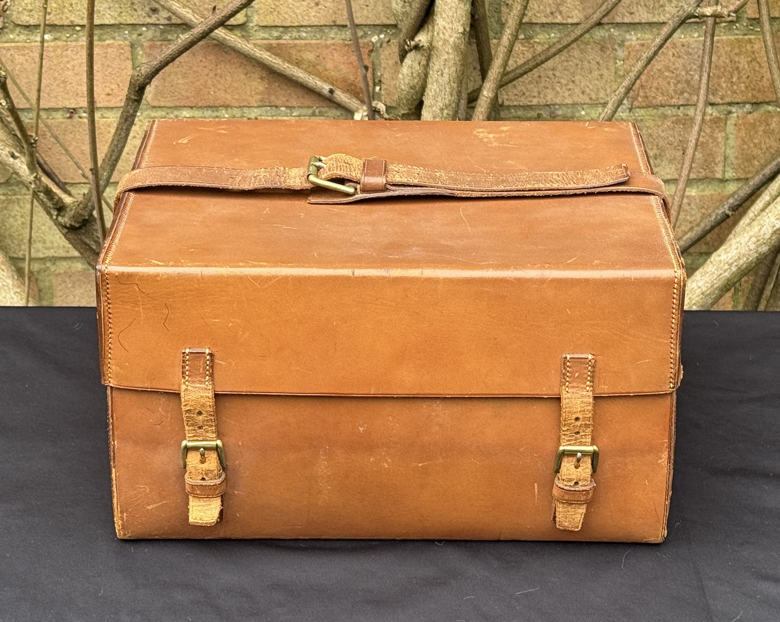 Antique Jewellery Box in Kingwood, by Wells & Lambe