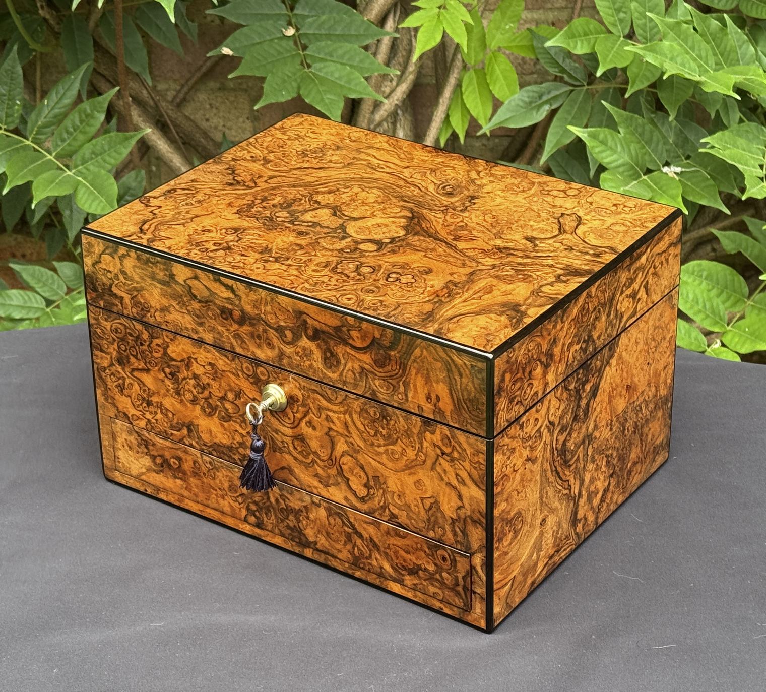 Antique Jewellery Box in Burr Walnut, by George Betjemann & Sons